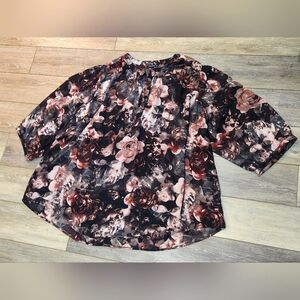 Torrid Floral Women's Top - Black and Pink Long Sleeve Tunic Top Size 5X